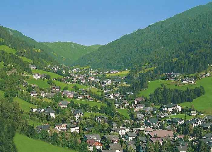 Schoeffmann Apartment *